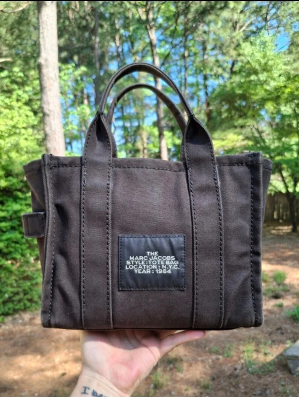 Marc Jacobs pre owned